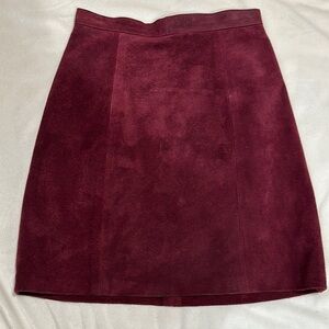 Vintage Jay Jacob’s Elegant Burgundy Real Suede Skirt size 3/4